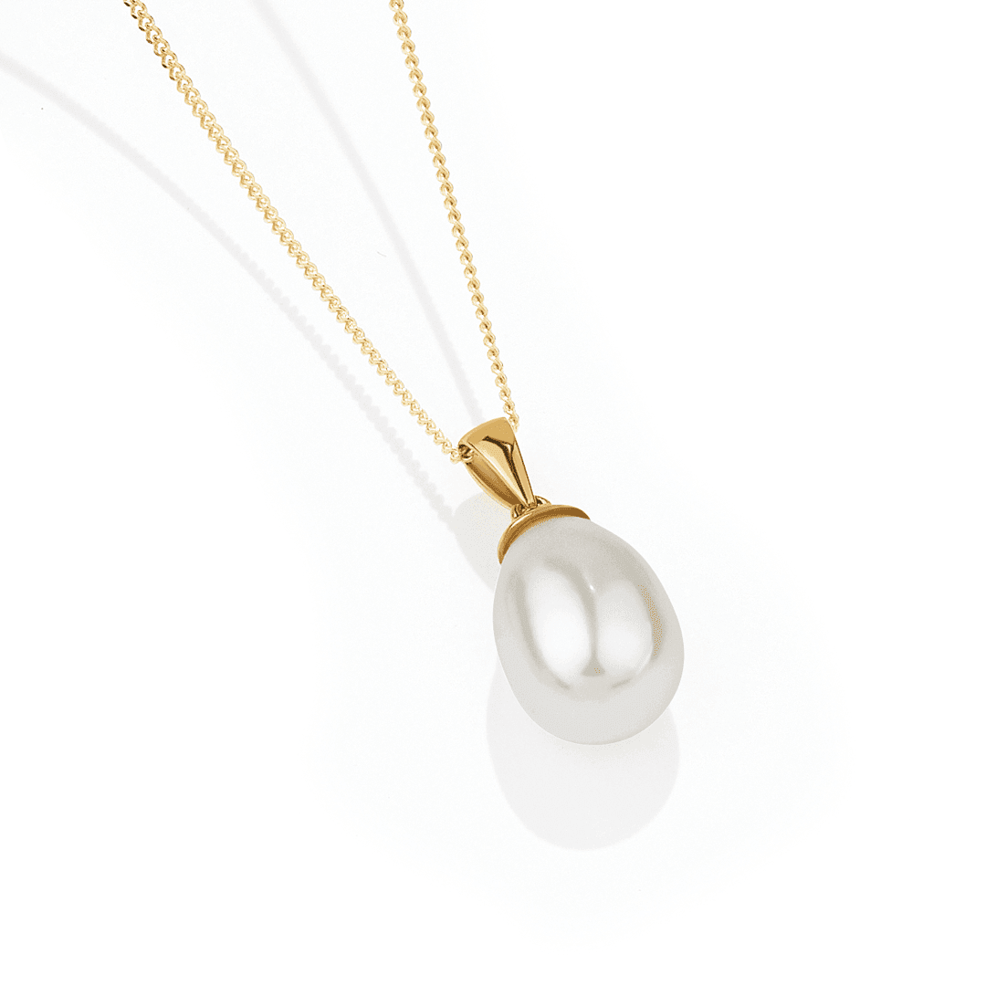 Freshwater Pearl Pendant in 9ct Yellow Gold