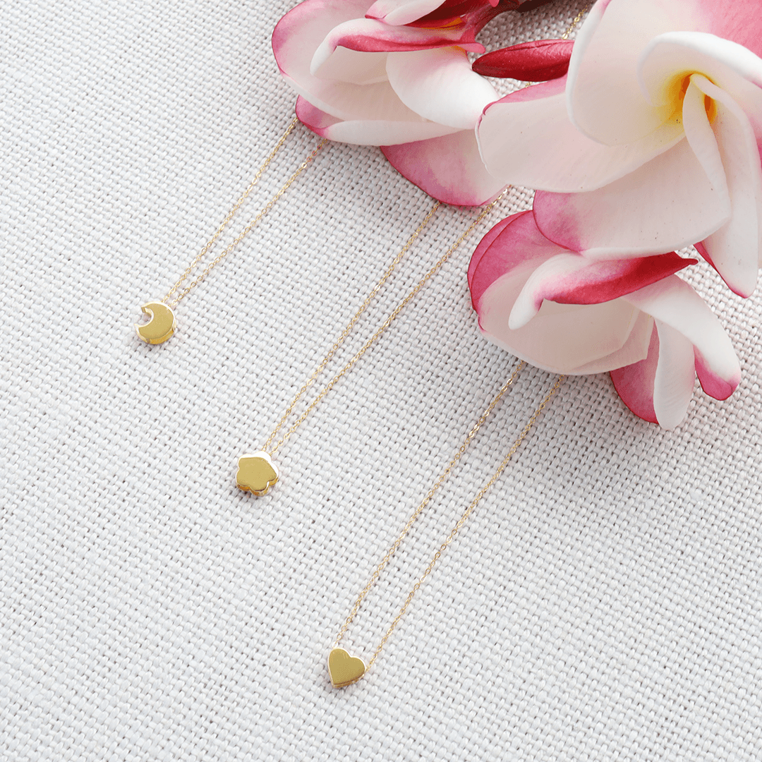 Petite Flower Necklace in 9ct Yellow Gold